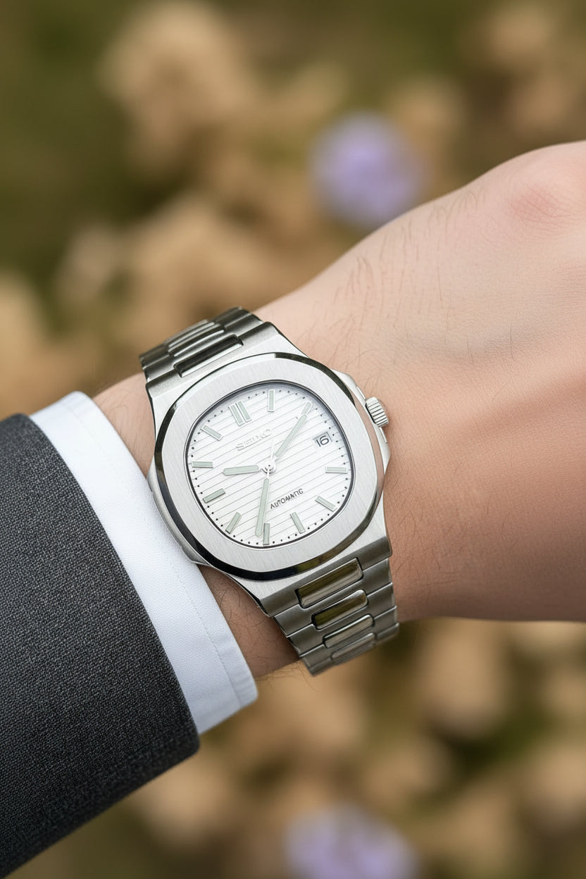 Mod Nivaro White Dial