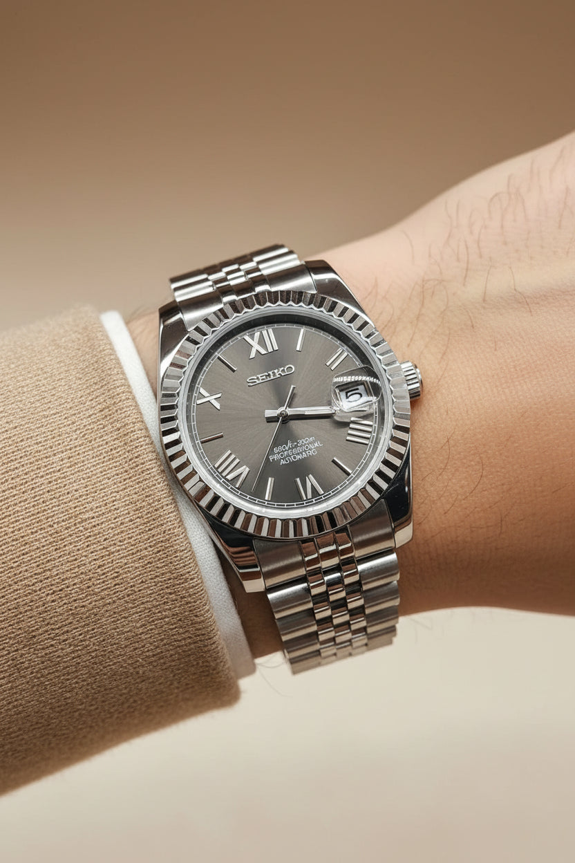 Mod Prestique Roman Gray Dial